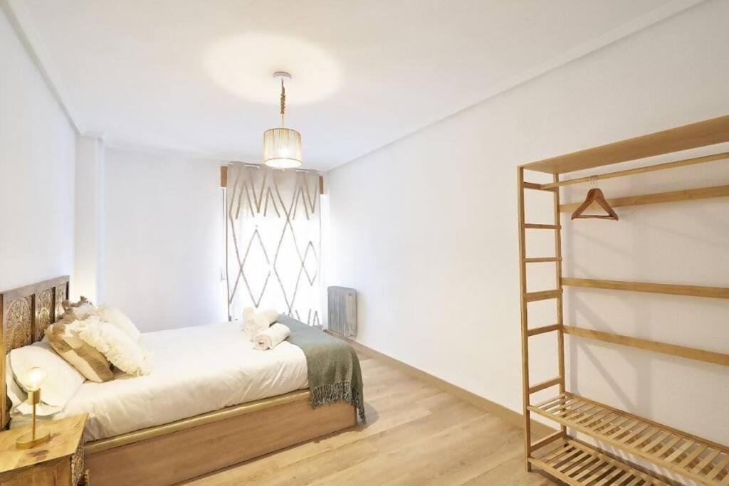 Apartamento Torre De La Clerecia Centro Daire Salamanca Dış mekan fotoğraf